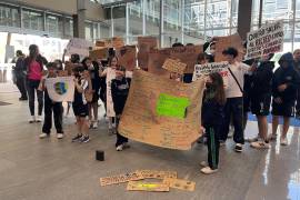 Uno de los menores indicó que decidió participar en la protesta porque comenzó a tener algunos malestares por la contaminación.