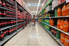 Especialistas ven avances en hábitos de consumo de bebidas no azucaradas, pero todavía lejos de la meta.