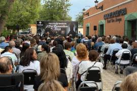 El autor visibiliza el legado de ciudadanos ejemplares que han marcado la historia del municipio.