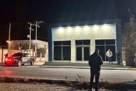 El casino operaba en el cruce de Rosales e Ignacio Allende, en el primer cuadro de Nava, sin permisos ni razón social visible.