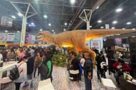 El Pabellón de Coahuila despertó el interés de los visitantes a la Feria Internacional del Libro Monterrey.
