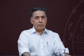 Inzunza ha sido señalado por el Departamento de Justicia de Estados Unidos por presuntos nexos con el Cártel de Sinaloa.