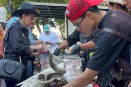 Del aula al asador: alumnos de cuarto semestre de la UANE, presentan muestra gastronómica