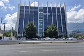 Fachada de la sociedad financiera Trinitas, que actualmente esfrenta una demanda de concurso mercantil acusada por un fraude a inversionistas que podría rebasar los 2 mil 500 millones de pesos.