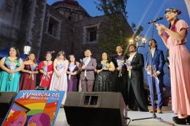 Voces participantes de la Gala Operística “Voces Sin Barreras” en Paseo Capital, como parte del “Festival del Orgullo Saltillo 2024”.