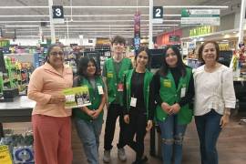 Las becas están dirigidas a mujeres desde los 14 años para impulsar su formación académica.