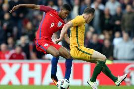 Renueva Manchester United hasta 2020 a Rashford, el “niño maravilla”