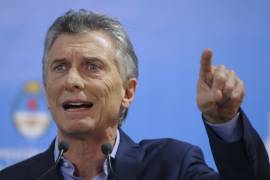 Pese a crisis, presidente de Argentina se sube el sueldo