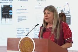 Hizo un llamado a los mexicanos en Estados Unidos a difundir el uso de esta herramienta financiera, al subrayar sus ventajas.