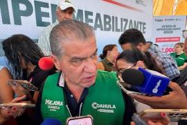 El alcalde indicó que aún no existe una autorización definitiva para permitir la libre circulación de taxis.