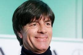 Löw inyecta sangre nueva y da descanso a Özil