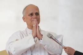 El papa León XIII regresó a la Plaza de San Pedro, saludando a los peregrinos desde su papamóvil descapotable, mientras celebraba su primera audiencia general en el Vaticano desde que se sometió a una cirugía por cáncer de pulmón.