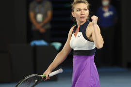 Simona Halep derrota a Iga Swiatek y ya la espera Serena Williams