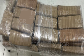 La droga fue localizada en un vehículo que era remolcado por la camioneta en la que viajaba el imputado de Nueva Rosita, Coahuila.