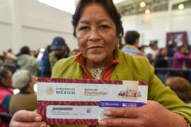 El calendario de pagos de la Pensión del Bienestar se realiza de forma escalonada, según la letra inicial del primer apellido del beneficiario.