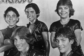 Fotografía de archivo de los años 80 donde se aprecia un cartel publicitario de Menudo. “Menudo: Forever Young”, dirigido por el puertorriqueño Ángel Manuel Soto y el neoyorquino Kristofer Ríos.