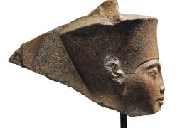 Exige Egipto que se detenga la subasta de una escultura del rey Tutankamón