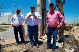 La obra busca fortalecer la capacidad de conducción de aguas residuales en el sector, afirmó el Alcalde.