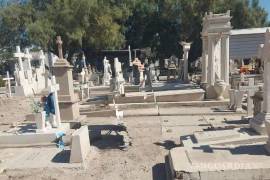 La obra busca evitar el ingreso de desechos y proteger el área del panteón.