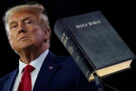 Donald Trump, expresidente de Estados Unidos, emprende venta de Biblias para solventar gastos de proyectos de ley.