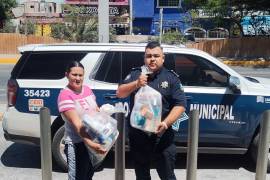 La señora Karla de Santiago expresa su gratitud por el apoyo recibido de la Policía Municipal.