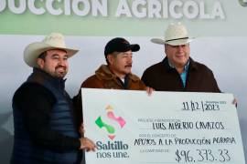 La entrega de apoyos del programa de Incentivos a la Producción Agrícola, se llevó a cabo en el ejido Agua Nueva.