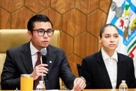 El Alcalde de Juárez, Nuevo León, Félix Arratia, solicitó licencia a su cargo de manera indefinida, la cual fue aprobada por el Congreso del Estado y ocuparía un cargo en la Administración estatal.