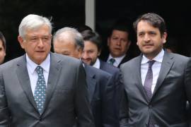 “No eres tu papá”, le han dicho a López Beltrán incluso figuras de Morena, revela Carlos Loret de Mola hoy en su columna.