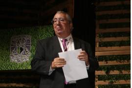 La elección de un Papa ultraconservador significaría una cuesta abajo para la Iglesia, compartió el mexicano.