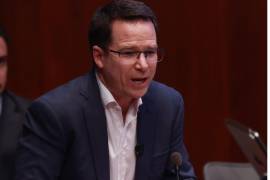 En opinión del jefe de la bancada panista, de esa victoria se desprende “un mensaje poderoso: Sí se puede ganar, sí se puede resistir, sí se puede defender la democracia en las urnas”.