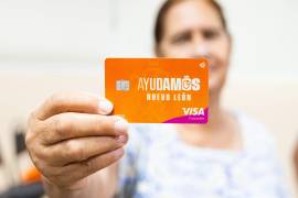 Servicios Broxel, con domicilio en la Ciudad de México, fue contratada en mayo pasado por la Administración del emecista Samuel García para surtir la tarjeta naranja “Ayudamos”