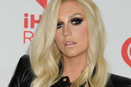 Kesha, enredada en escándalo de abusos sexuales con su productor