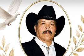 Reyna Hinojos trabajó durante años en el departamento de Grúas de Altos Hornos de México.
