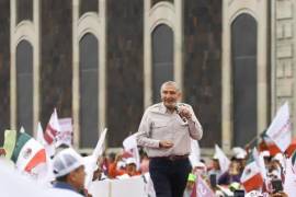 El ex secretario de Gobernación cerró sus recorridos con un acto este domingo en el Monumento a la Revolución, en la Ciudad de México