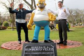 Causa polémica estatua de Homero Simpson en Veracruz