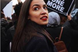 Alexandria Ocasio-Cortez, latina, de izquierda, 29 años, se convierte en la congresista más joven de EU