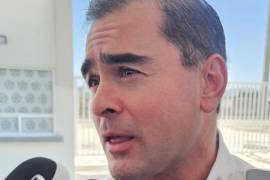 El secretario de Economía, Luis Olivares Martínez, señaló que la estrategia contempla reuniones con empresas y universidades para impulsar proyectos tecnológicos.