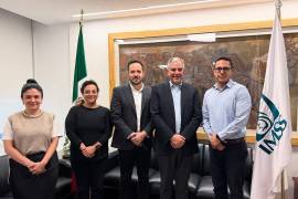 El alcalde de Piedras Negras, Jacobo Rodríguez, sostuvo reuniones con autoridades del IMSS en la Ciudad de México, para gestionar proyectos en salud y bienestar. FOTO: CORTESÍA