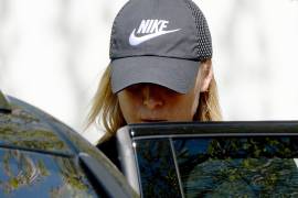 Con polémica y en silencio, Sharapova vuelve tras sanción por doping