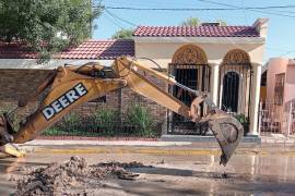 Los trabajos de reparación a la red de agua en Piedras Negras, son constantes.