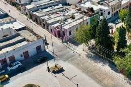 Vista del nuevo concreto hidráulico estampado colocado en la calle General Cepeda, que mejorará la durabilidad y resistencia del pavimento.