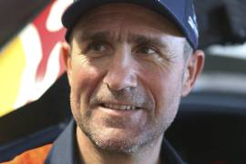 Peterhansel cerca del título en Rally Dakar