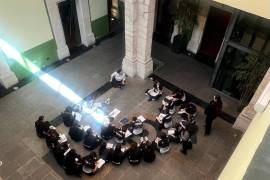 Talleres, música y expresiones artísticas integran la oferta del festival en el Centro Histórico de Saltillo.