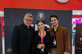 Orgullo. El director Gabriel Ramos y los actores Karen Martí y Guillermo Alonso celebraron la proyección especial de ‘El Desaire’ en el Festival de Cine de León.