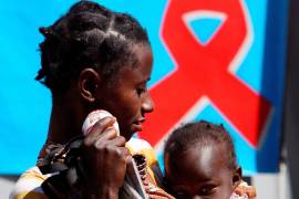 Según un estudio publicado en Nature y que fue hecho en macacos, una única vacuna de terapia génica al miomento del nacimiento podría brindar protección contra el VIH durante años.