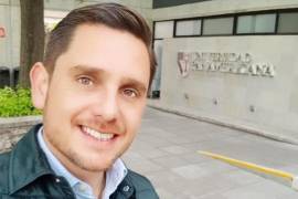 David Boone de la Garza es abogado egresado de la UAdeC y tiene formación jurídica sólida.