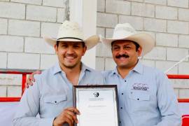 Galardón. El gremio ganadero entregó reconocimientos a sus integrantes destacados en la Región Sureste de Coahuila.