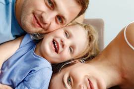 Neurocriar es darles a nuestros hijos un amor incondicional y las mejores herramientas para crecer con una salud mental y emocional óptima.