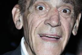 Muere Abe Vigoda, quien encarnó a 'Sal' Tessio en 'El Padrino'