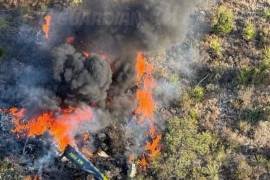 La aeronave Bell XB-SNA, propiedad de Heliservicios Internacionales S.A. de C.V., sufrió un accidente durante las labores de combate al fuego en el Cañón de La Roja.